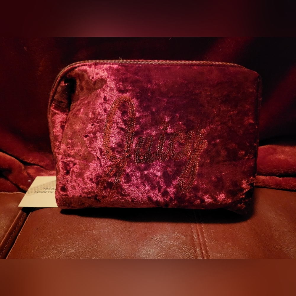 Red Velvet Case